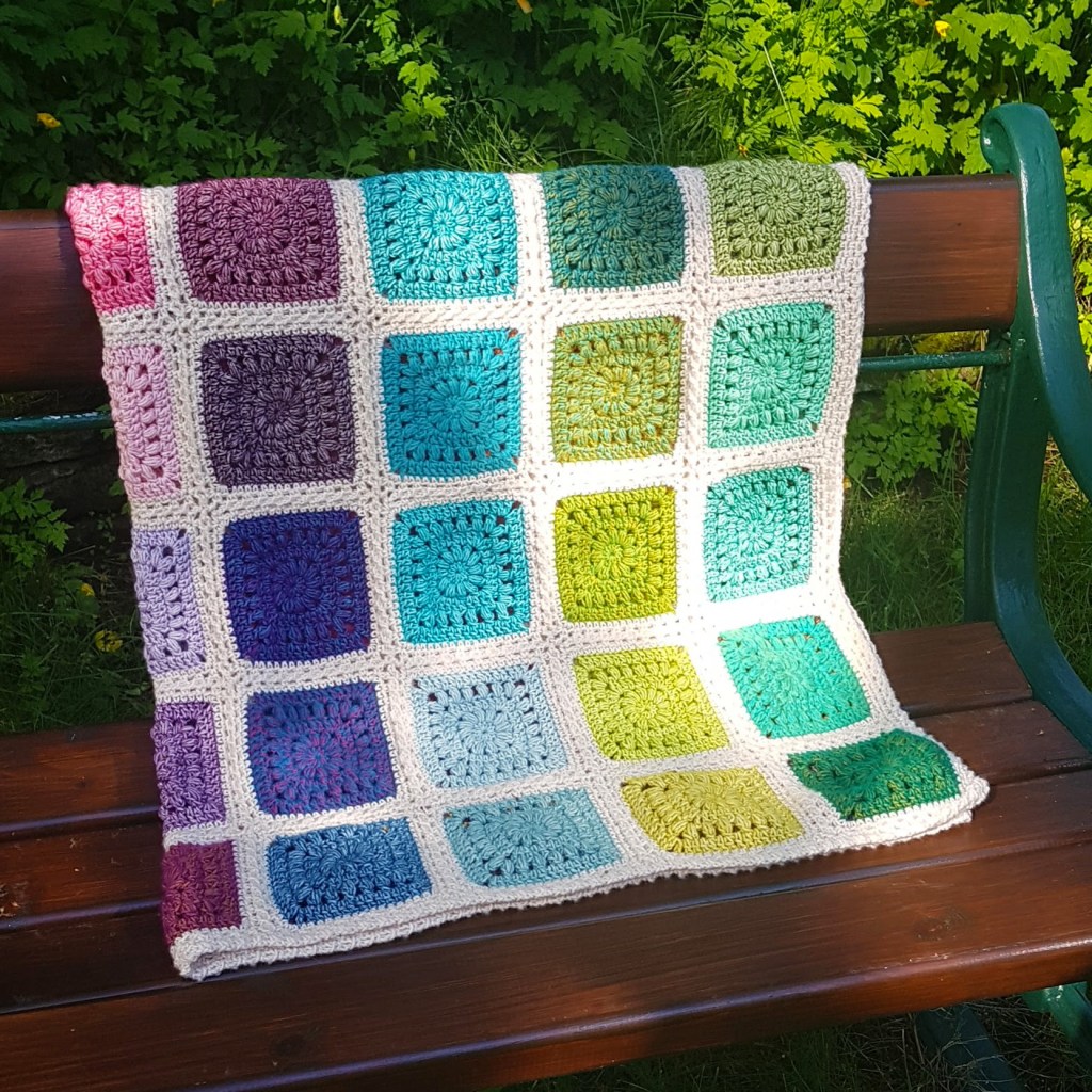 Bifröst crochet blanket – free&nbsp;pattern